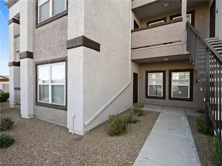 Photo #1: 2472731 Listing