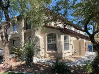 Photo #3: 2472739 Listing 