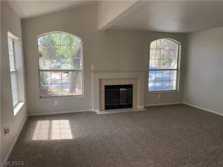 Photo #6: 2472739 Listing 