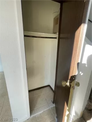 Photo #3: 2472756 Listing