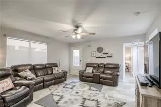 Photo #4: 2472768 Listing 