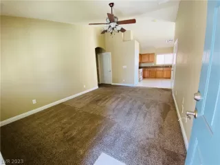 Photo #2: 2472771 Listing 