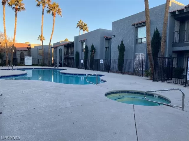 MLS: 2472772 Condo For Sale