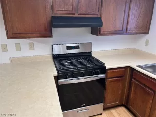 Photo #2: 2472772 Listing