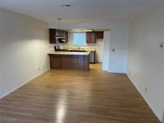 Photo #5: 2472772 Listing