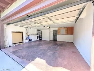 Photo #5: 2472779 Listing 