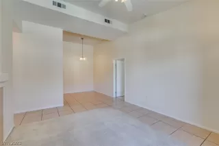 Photo #6: 2472795 Listing 