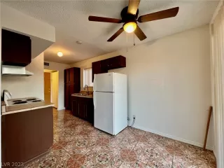 Photo #2: 2472945 Listing 