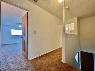 Photo #5: 2472945 Listing 
