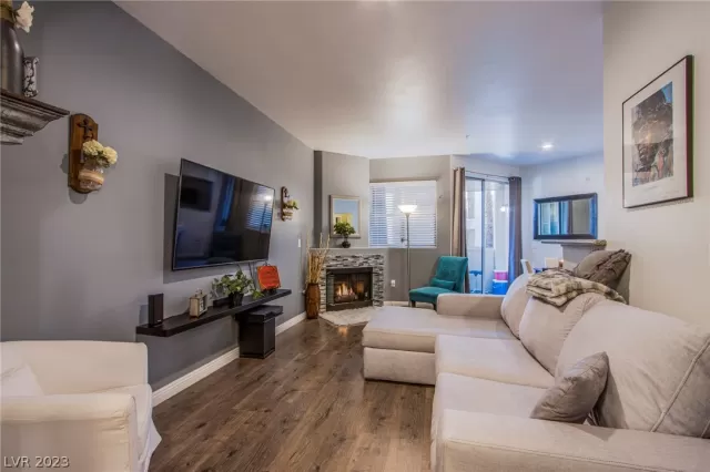 MLS: 2472947 Condo For Sale