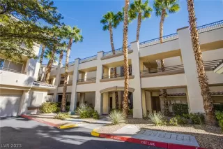 Photo #2: 2472947 Listing