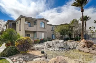 Photo #1: 2472968 Listing 