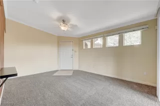 Photo #6: 2472968 Listing 