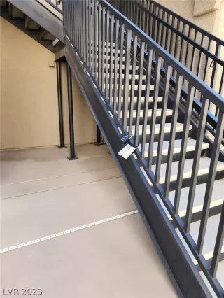 Photo #3: 2473066 Listing 