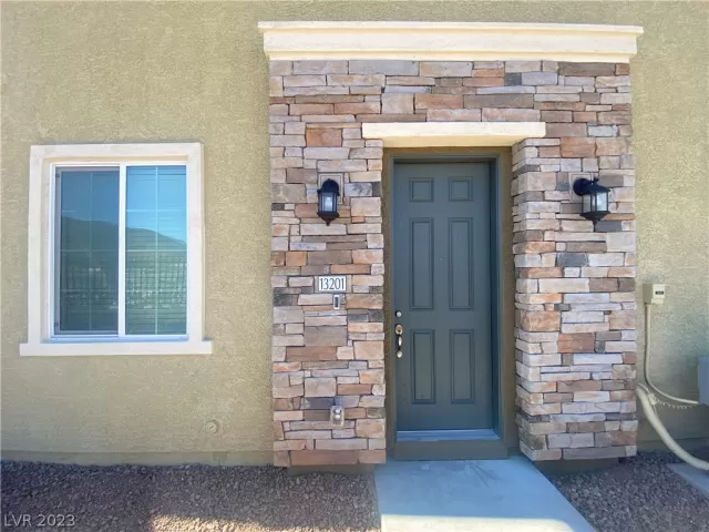 MLS: 2473074 Condo For Sale