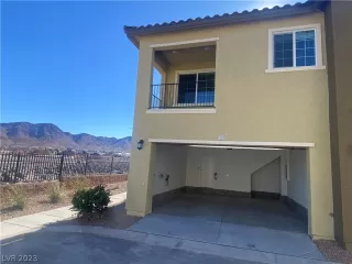 Photo #1: 2473074 Listing 