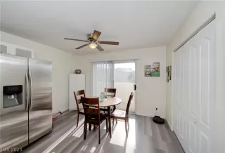 Photo #2: 2473086 Listing 