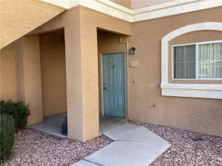 Photo #1: 2473087 Listing 