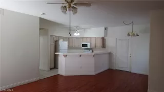 Photo #4: 2473092 Listing 