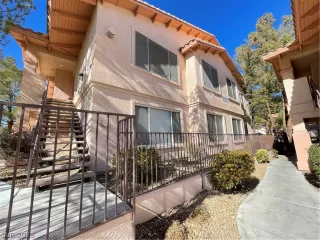 Photo #1: 2473148 Listing 