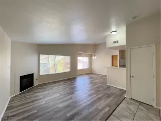 Photo #2: 2473148 Listing 