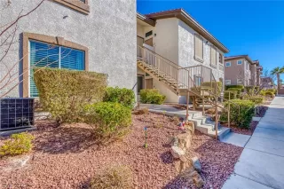 Photo #1: 2473151 Listing 