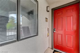 Photo #1: 2473192 Listing 