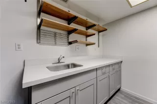 Photo #4: 2473196 Listing 