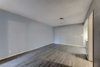 Photo #6: 2473196 Listing 