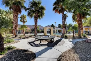 Photo #1: 2473218 Listing 