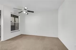 Photo #5: 2473252 Listing