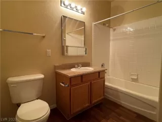 Photo #6: 2473259 Listing 