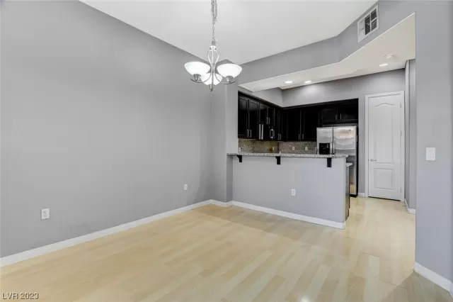 MLS: 2473264 Condo For Sale