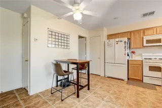 Photo #6: 2473267 Listing 