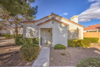 Photo #1: 2473285 Listing