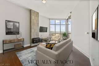 Photo #2: 2473292 Listing 