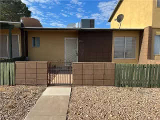 Photo #3: 2473310 Listing 