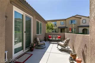 Photo #4: 2473314 Listing