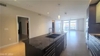 Photo #4: 2473320 Listing 