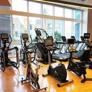 Photo #4: 2473335 Listing 