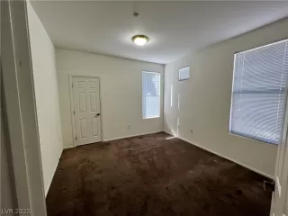 Photo #2: 2473469 Listing 