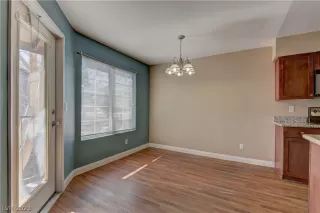 Photo #5: 2473474 Listing