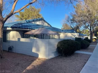 Photo #2: 2473482 Listing