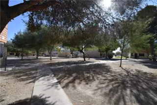 Photo #3: 2473497 Listing 