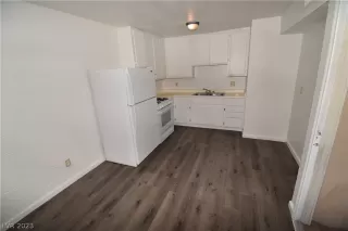 Photo #4: 2473497 Listing 