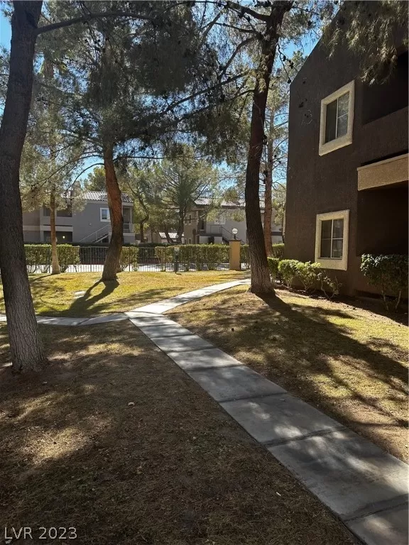 MLS: 2473543 Condo For Sale