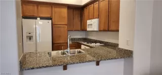 Photo #3: 2473597 Listing