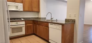 Photo #6: 2473597 Listing