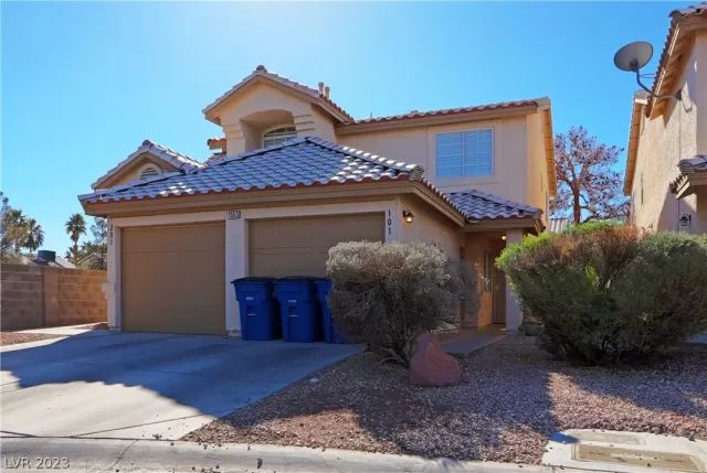 MLS: 2473609 Condo For Sale