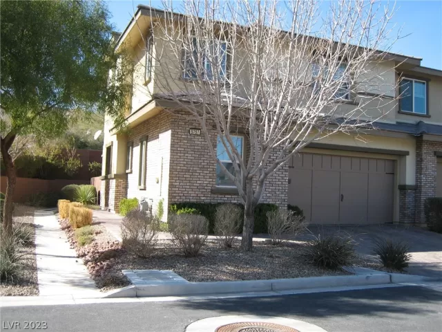 MLS: 2473622 Condo For Sale